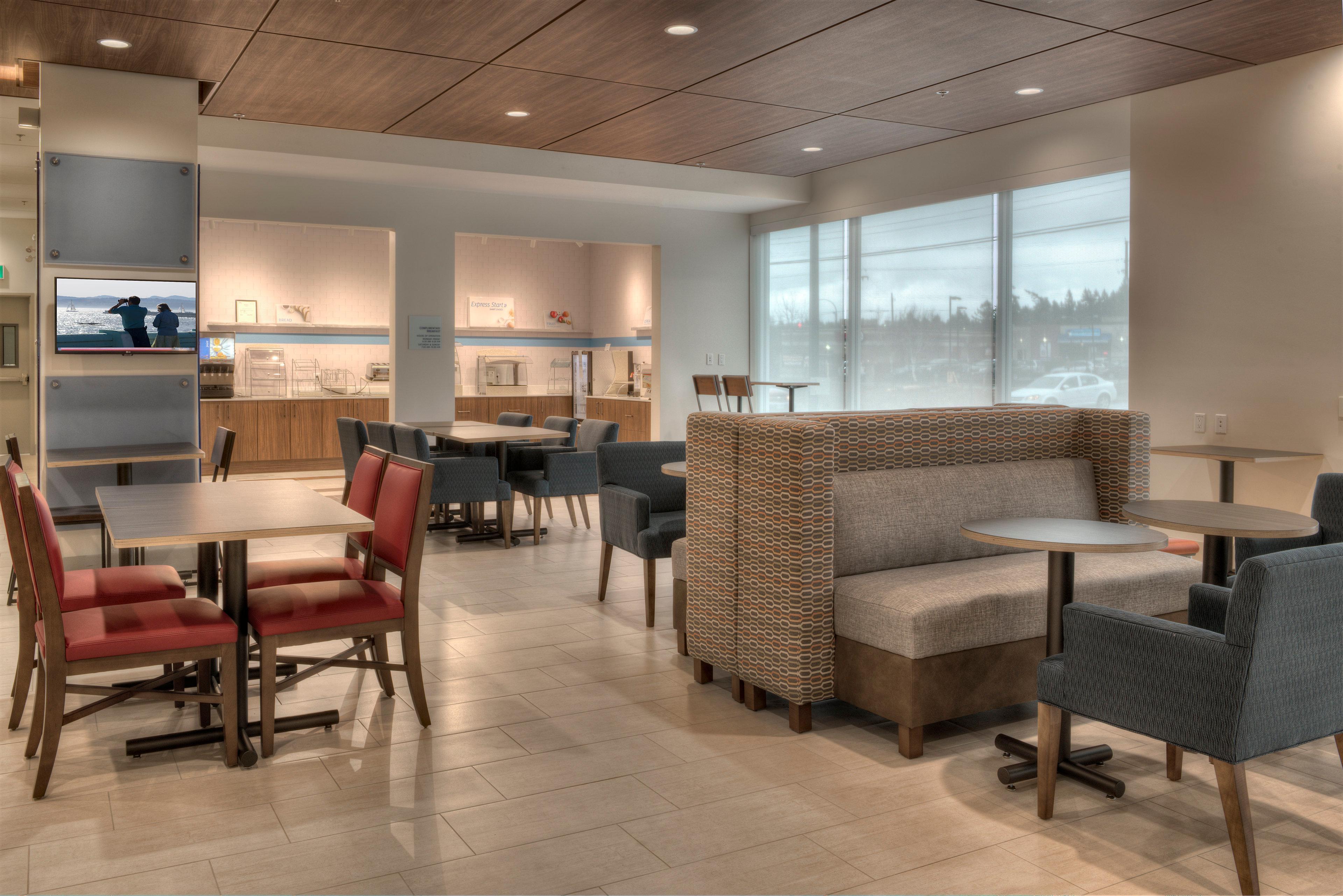 Holiday Inn Express & Suites Victoria-Colwood By Ihg Langford Eksteriør bilde