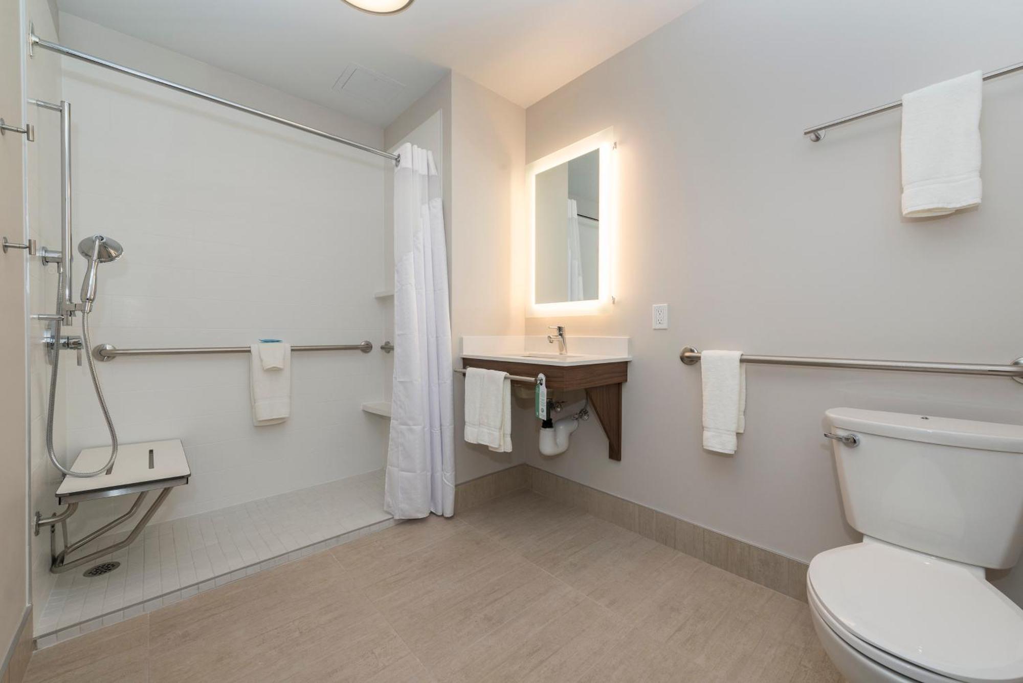 Holiday Inn Express & Suites Victoria-Colwood By Ihg Langford Eksteriør bilde