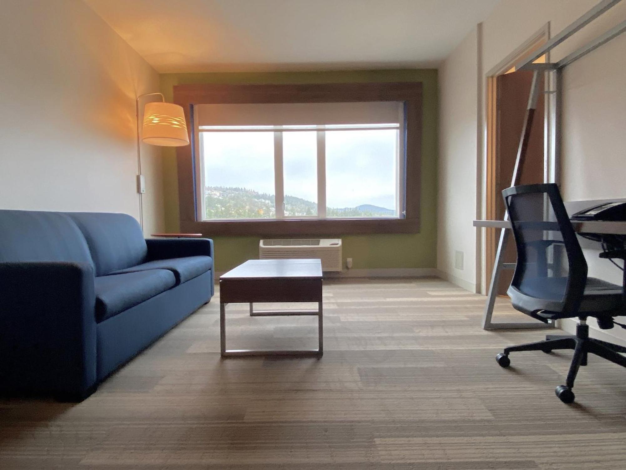 Holiday Inn Express & Suites Victoria-Colwood By Ihg Langford Eksteriør bilde